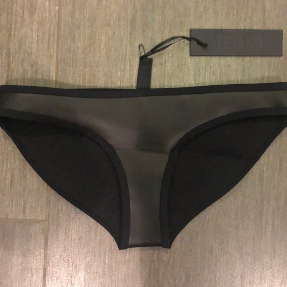 Triangl top and bottom - Picture 2 of 4